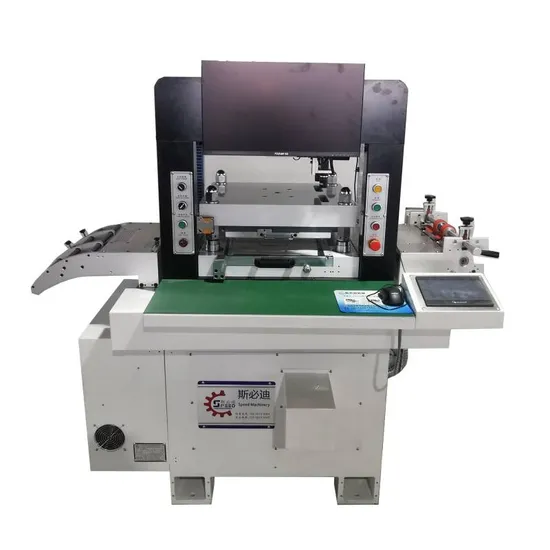 Speed CCD Alignment Flatbed Die Cutting Machine 